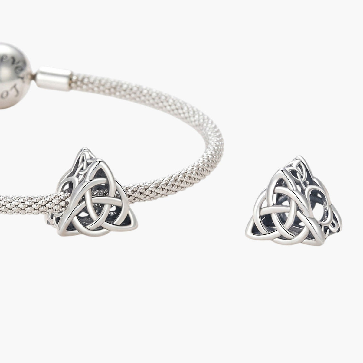 Charm Nó Celta em Prata de Lei 925