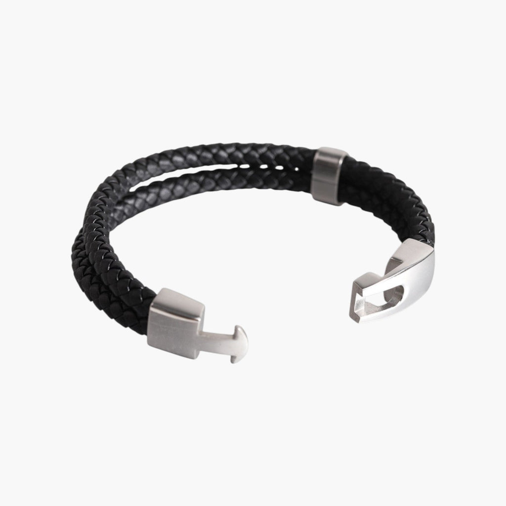 Armband aus Leder und Edelstahl