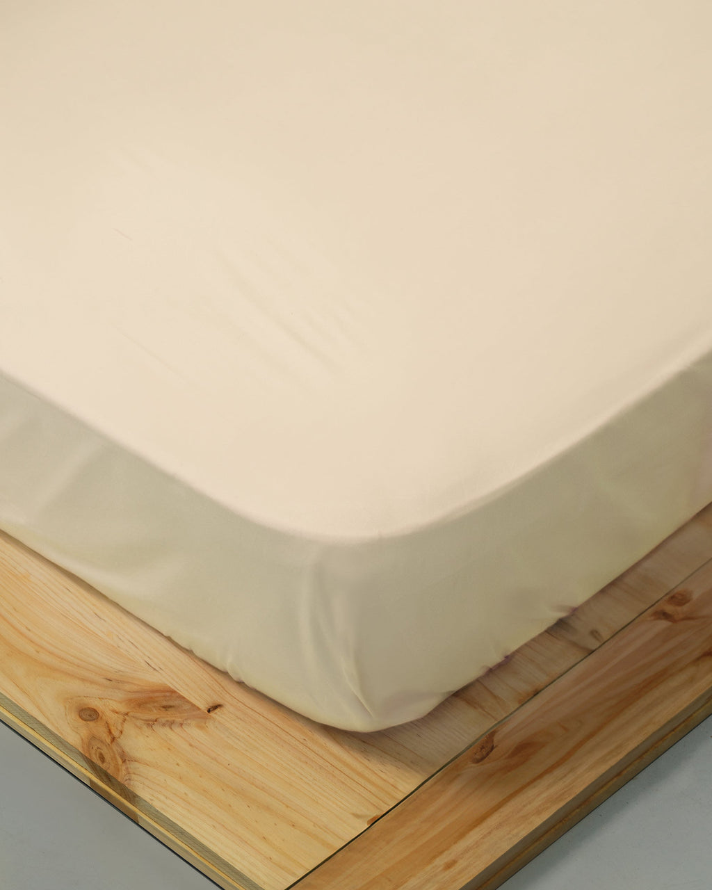 Fitted sheet - 200 threads percale (Light Yellow)
