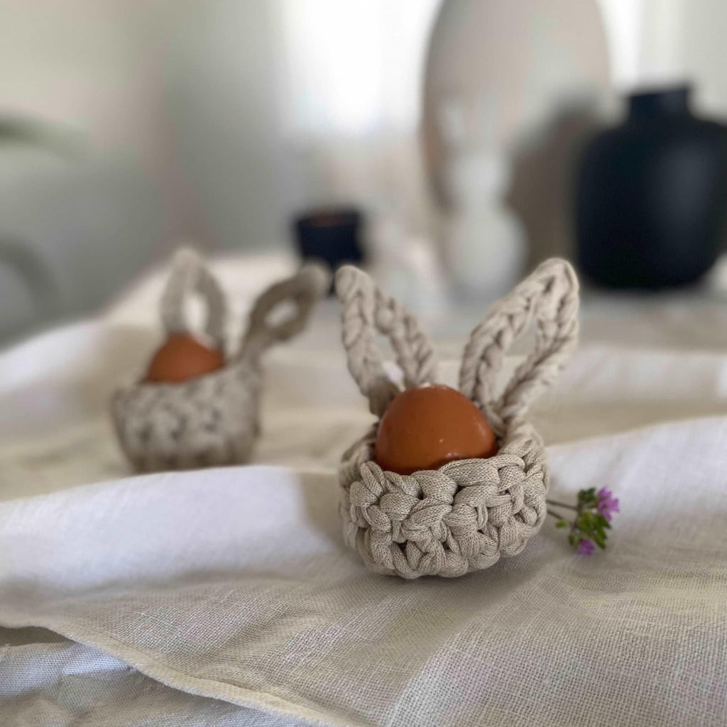 Eierbecher Hase zu Ostern - Moderne Osterdekoration