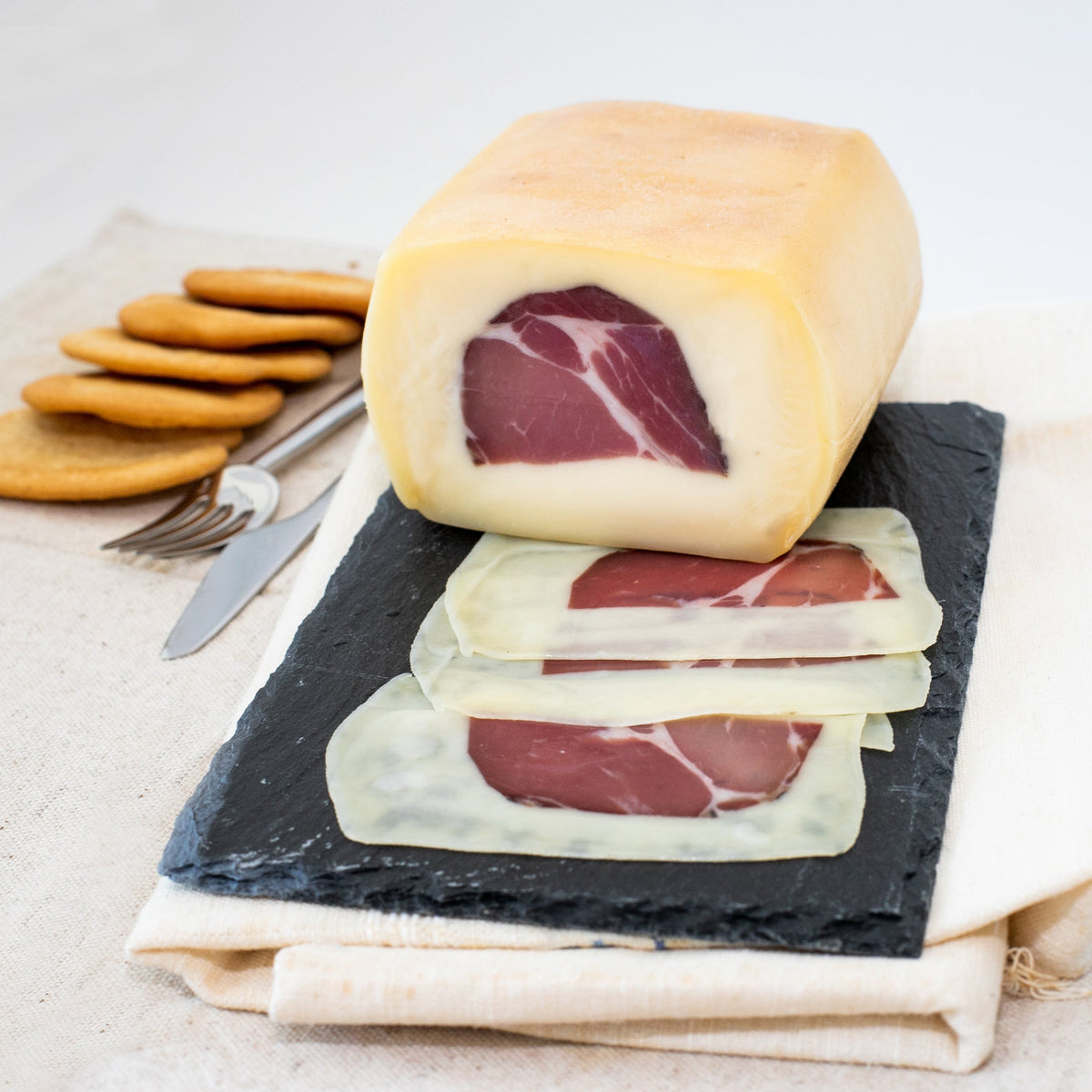 Cachaço com Queijo Senras 700g