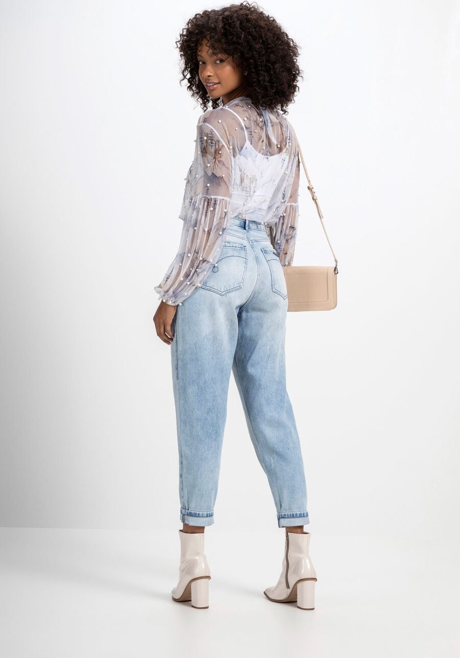 CAMISOLA EM TULE ESTAMPADA COM DETALHE EM PÉROLAS
