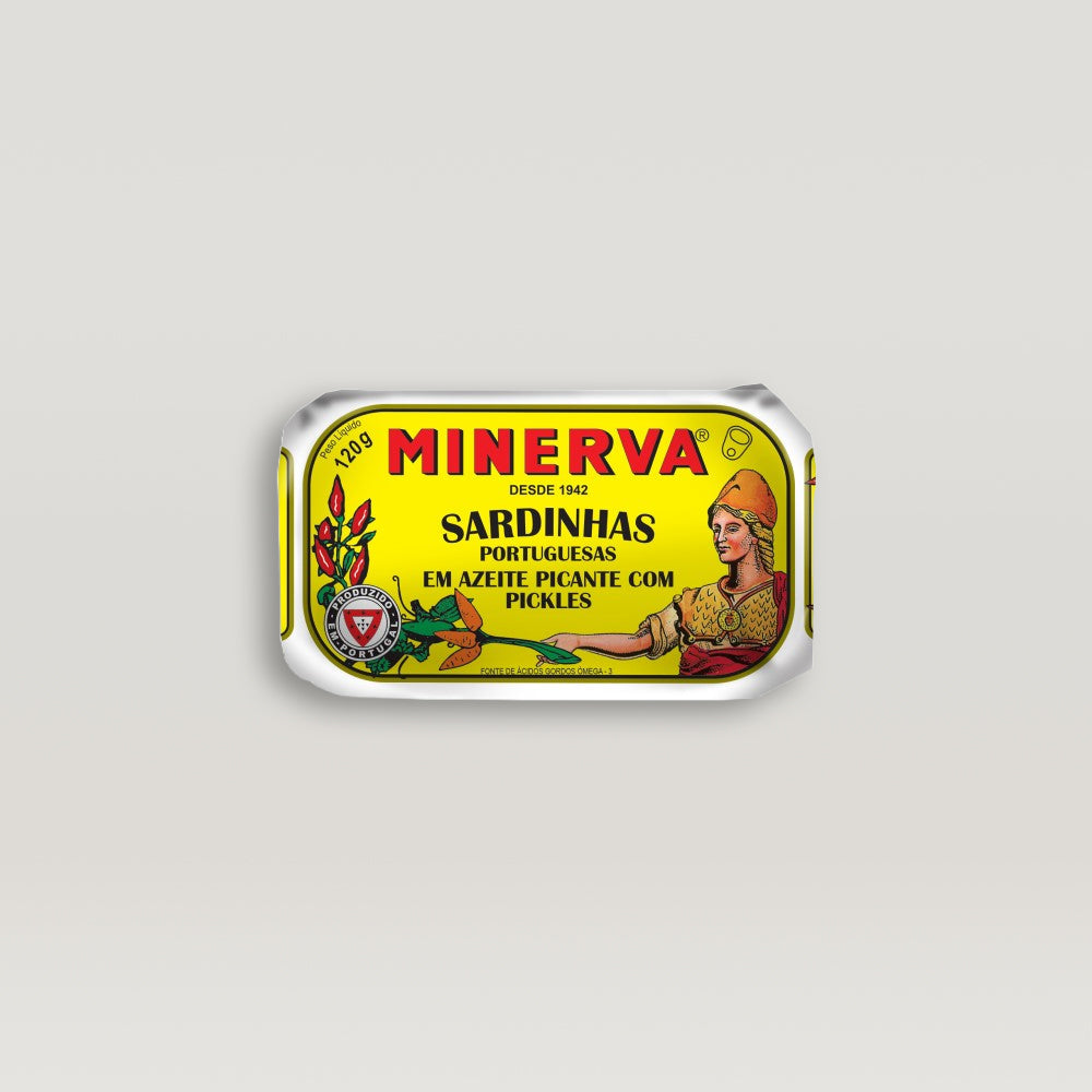 Sardinen in gewürztem Olivenöl mit Essiggurken