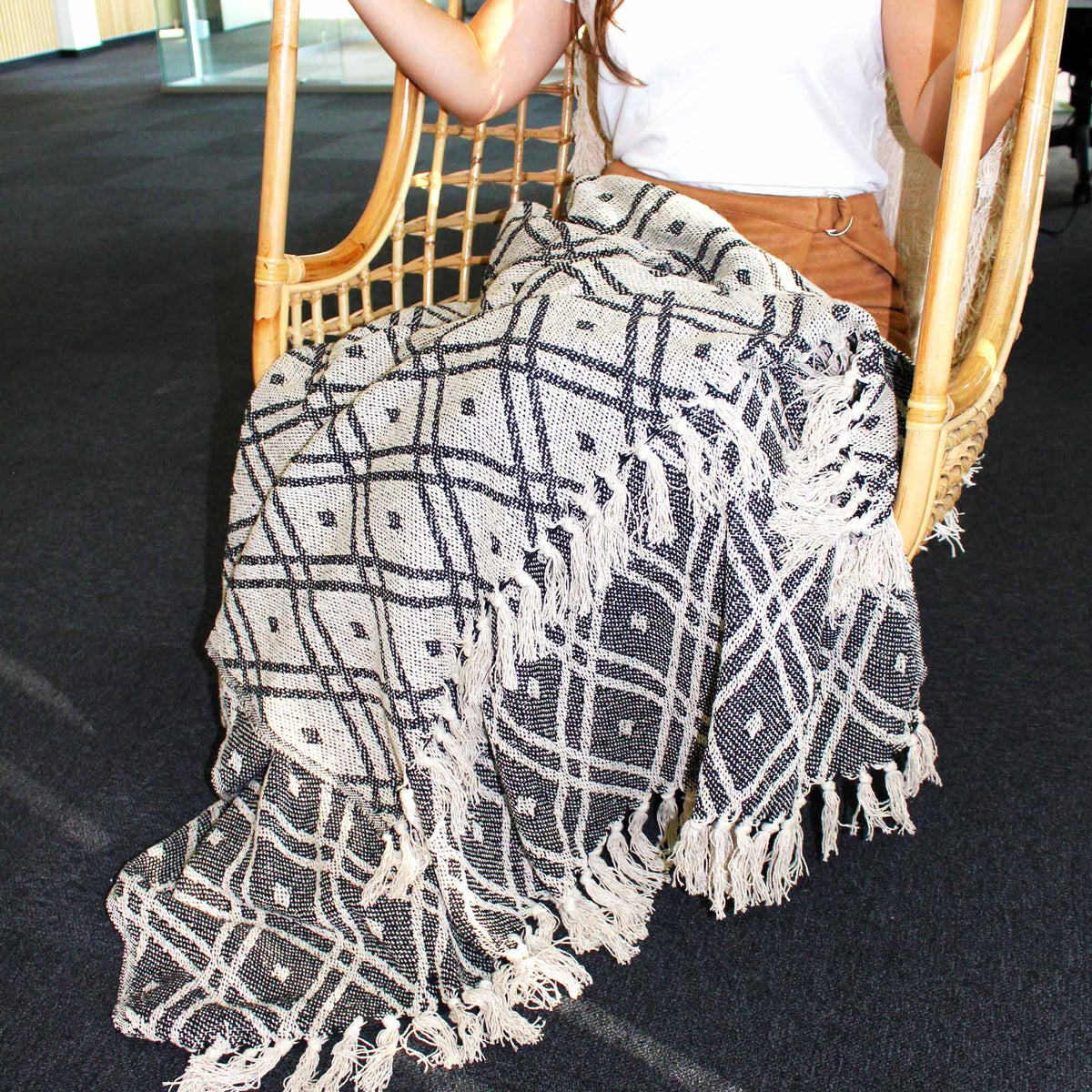 Boho Comfort Decken – Schwarz und Beige Regency