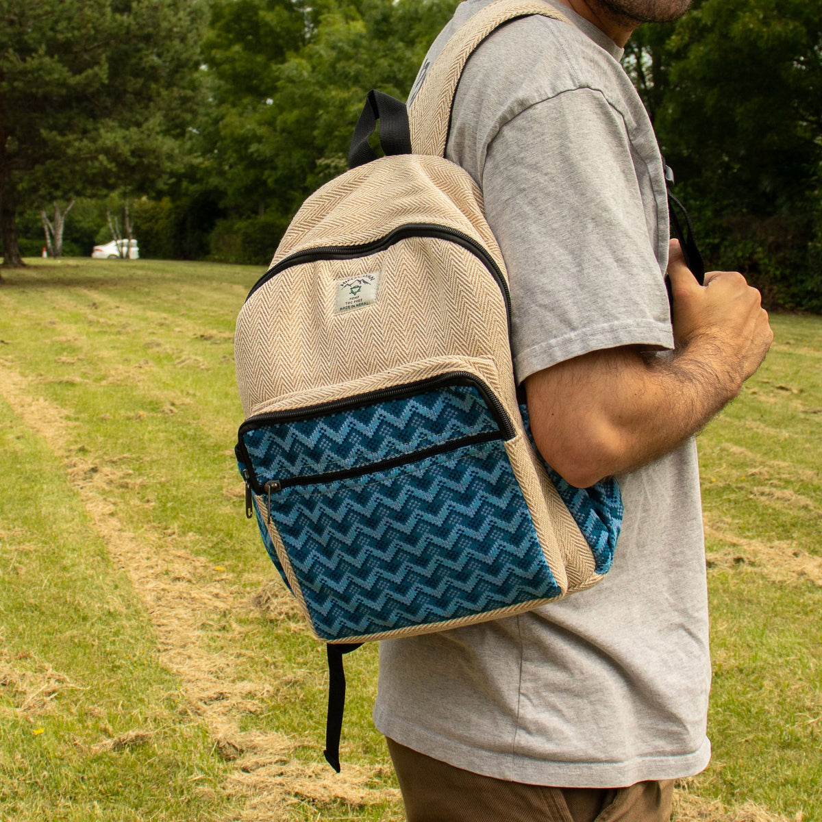 Mochila Estándar de Katmandú - Diseño Dhaka (34x27x10cm)