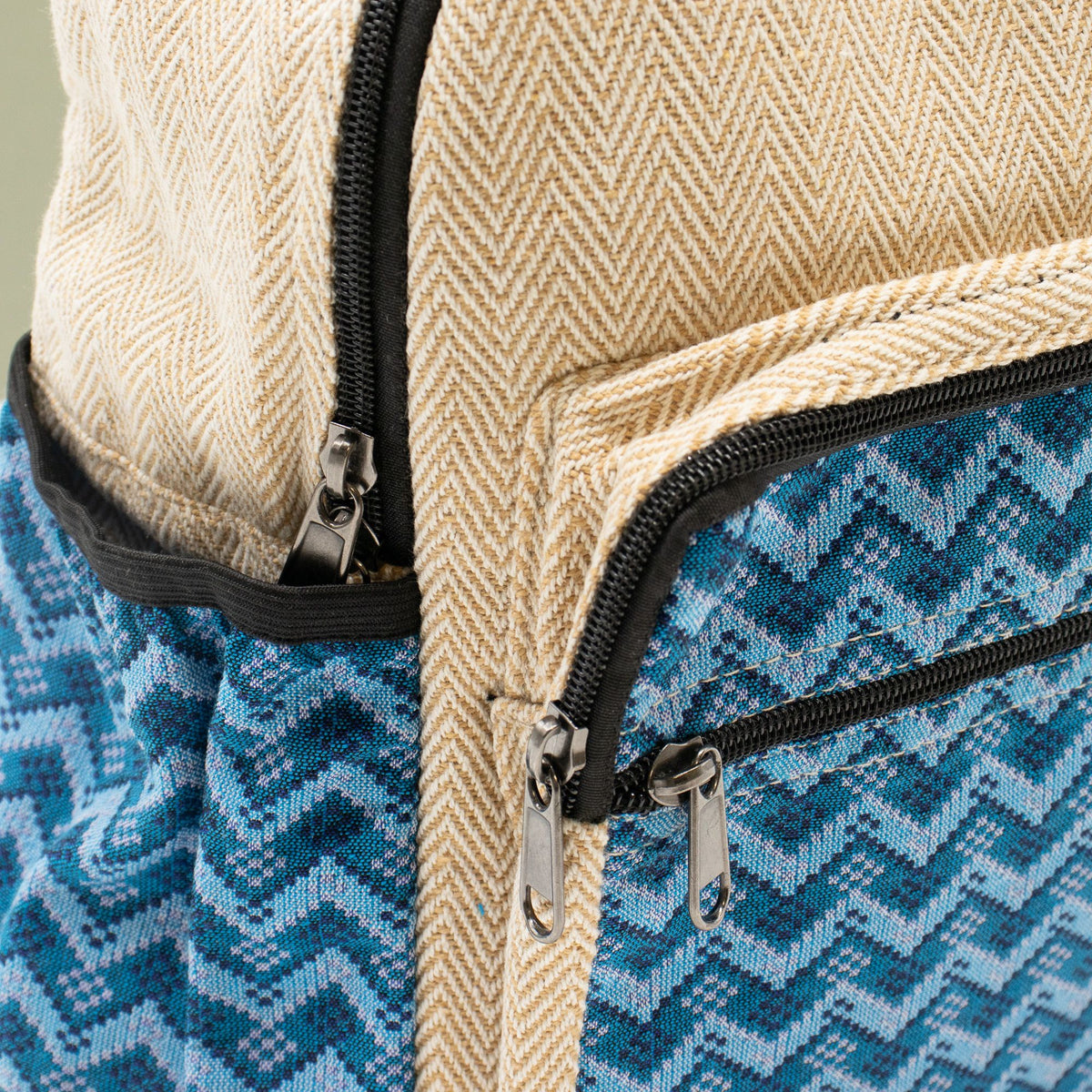 Mochila Estándar de Katmandú - Diseño Dhaka (34x27x10cm)