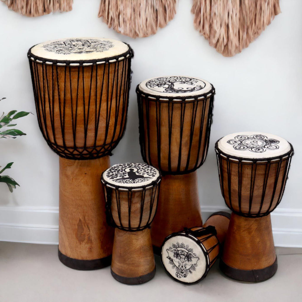 Handgefertigte Djembe mit breitem Kopf - 30cm