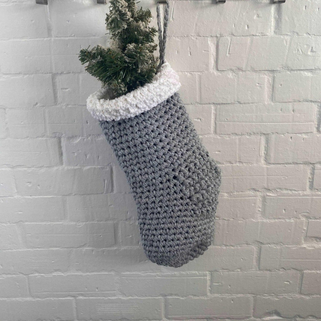Grober Strick Weihnachtsstrumpf - Silbrige glitzernde Weihnachtsdekoration