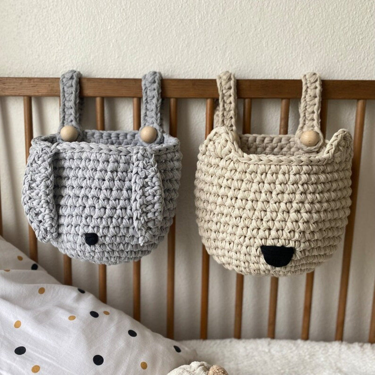 Gehäkelte Fuchskörbchen | Hellebeige Aufbewahrung fürs Babybett