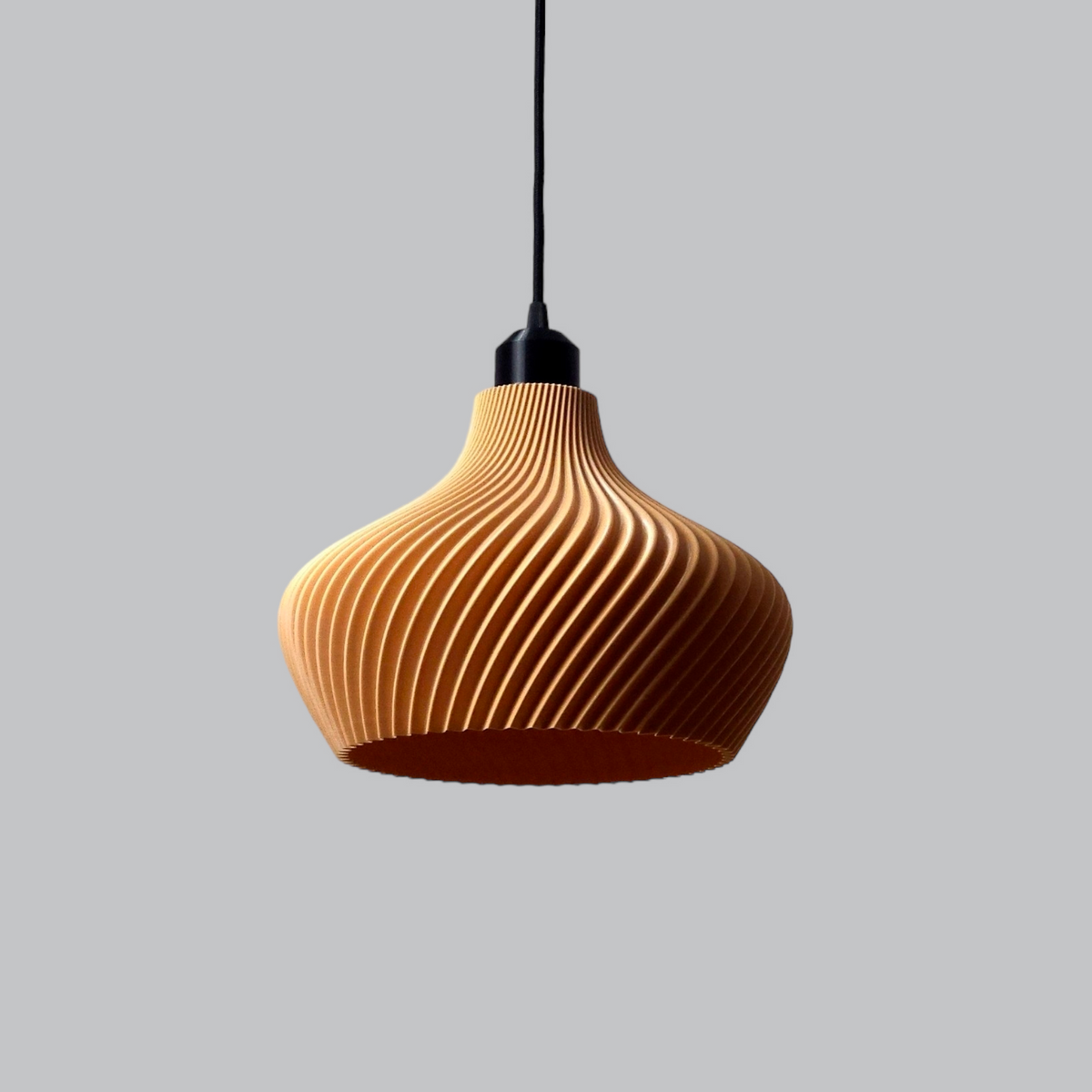 Hängeleuchte "Daila", Beige/schwarze Deckenrosette/schwarzes Kabel