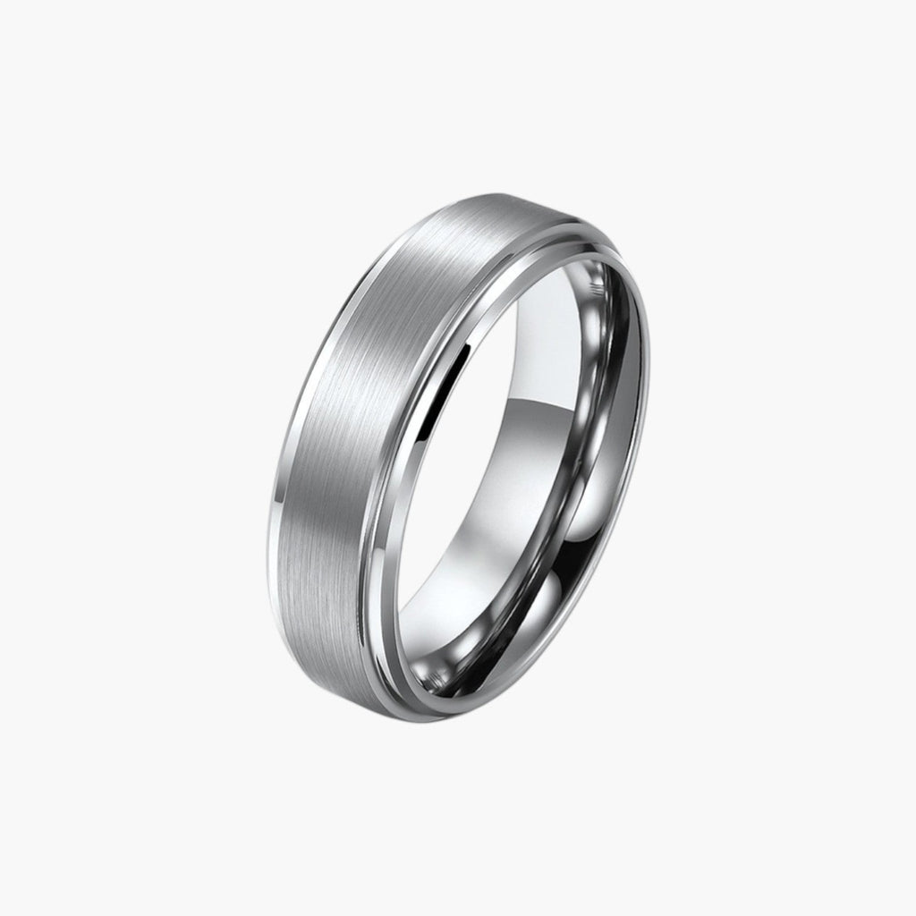 Ring aus gebürstetem Wolframstahl