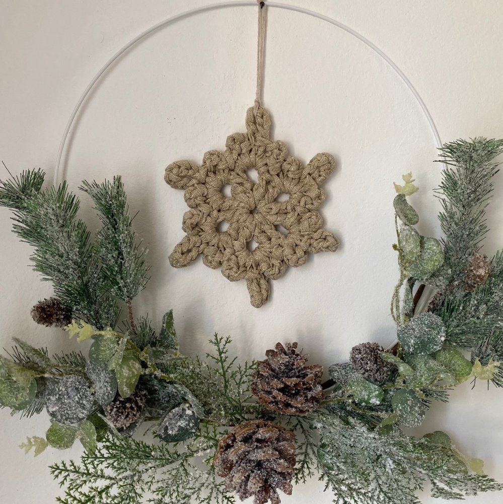 Goldene Häkel-Schneeflocken-Weihnachtsdeko-Set