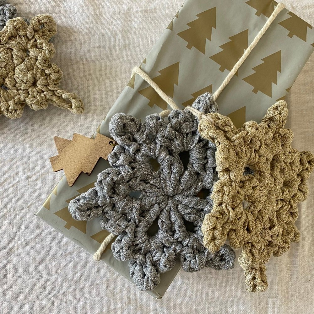 Goldene Häkel-Schneeflocken-Weihnachtsdeko-Set