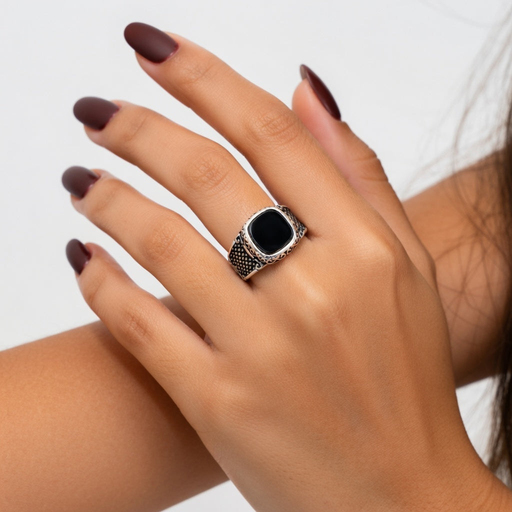 Schutzring aus 925er Silber mit schwarzem Achat