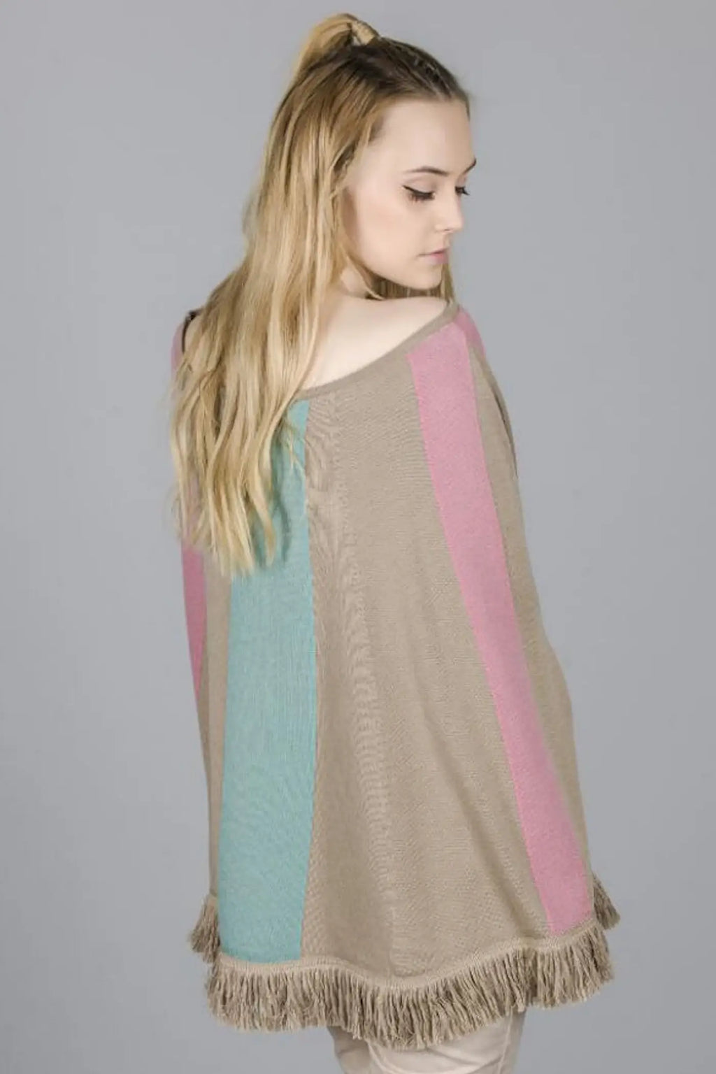 PONCHO GESTREIFT