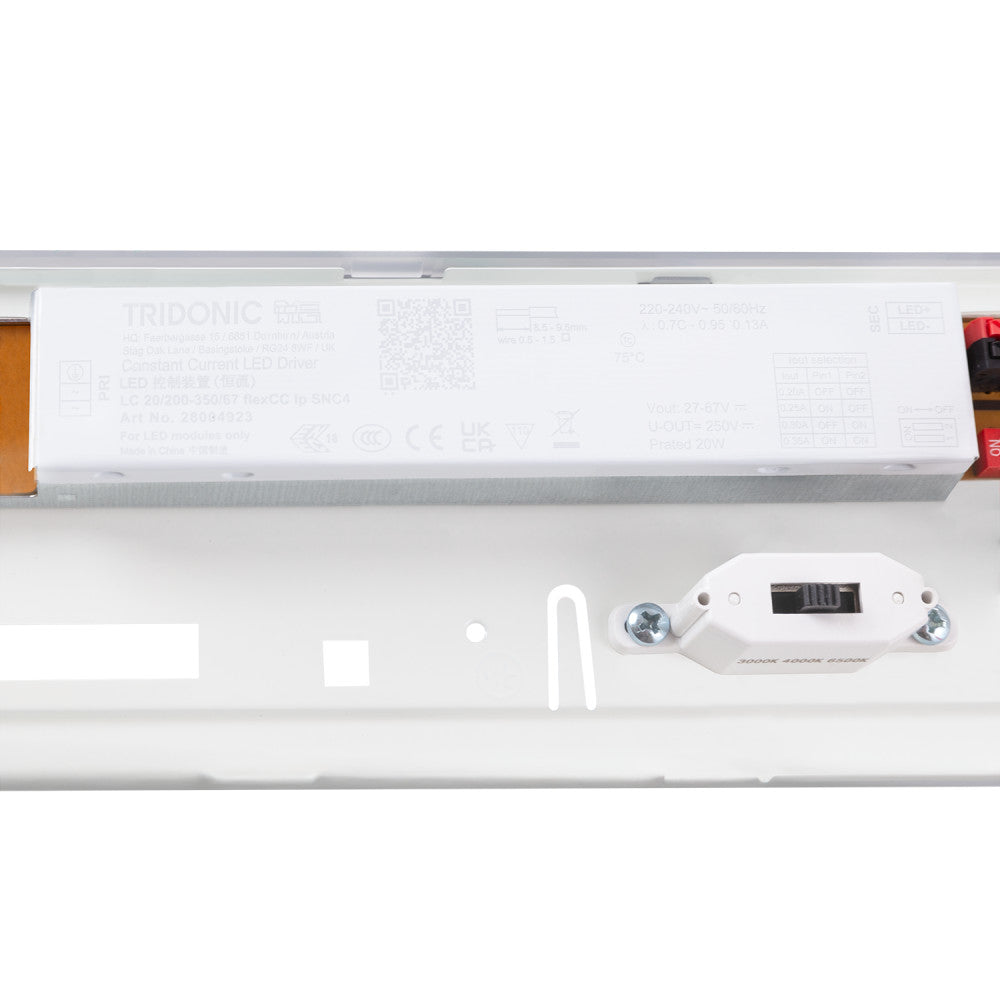 20 W, 2400 Lm, IP65, dimmbares LED-Feuchtraumlicht, CCT (einstellbare Lichtfarbe) 3000-6500 K, 110º, dimmbar, Tridonic, flimmerfrei