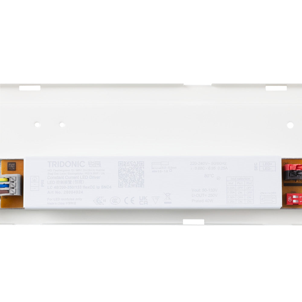 Kit de Emergência LED Impermeável e Interligável 40W 4800lm IP65 CCT (Temperatura de Cor Ajustável) 3000-6500K 110º Tridônico Re