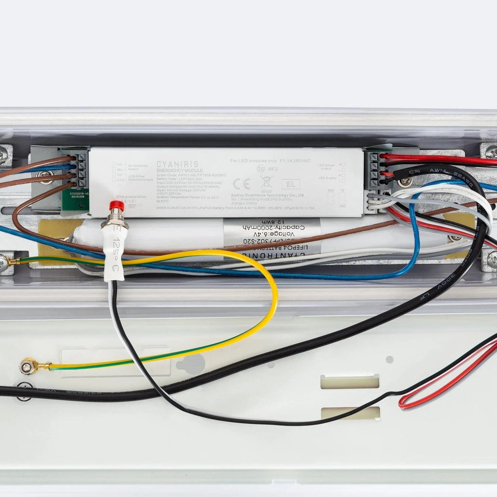 Kit de Emergência LED Impermeável e Interligável 40W 4800lm IP65 CCT (Temperatura de Cor Ajustável) 3000-6500K 110º Tridônico Re