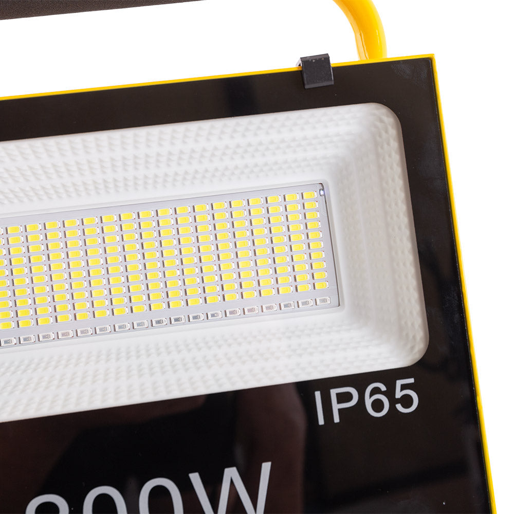 Solar-LED-Strahler 200W 6500K Panel: 6V/12W Batterie: 7.2V/18000MaH Fernbedienung [WR-KFL-E-200W]